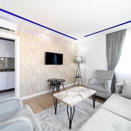 Modern And Central Duplex Apartment Near Beach In أنطاليا المظهر الخارجي الصورة